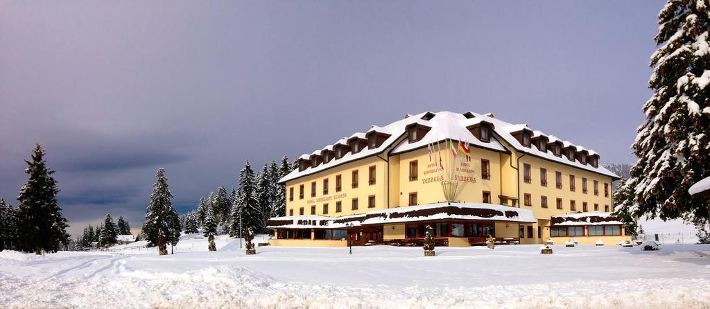 Hotel Vezzena Malga Postesina Exterior photo