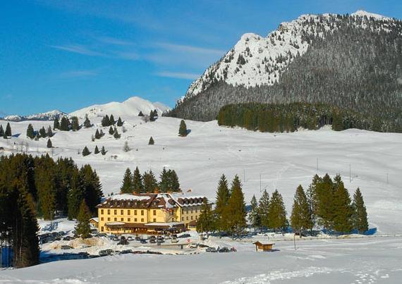 Hotel Vezzena Malga Postesina Exterior photo